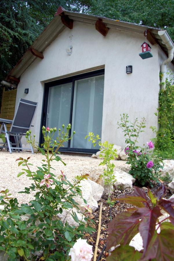 Cottage-Gite & Jacuzzi - Chez Flo & Marc Chouzy-sur-Cisse المظهر الخارجي الصورة
